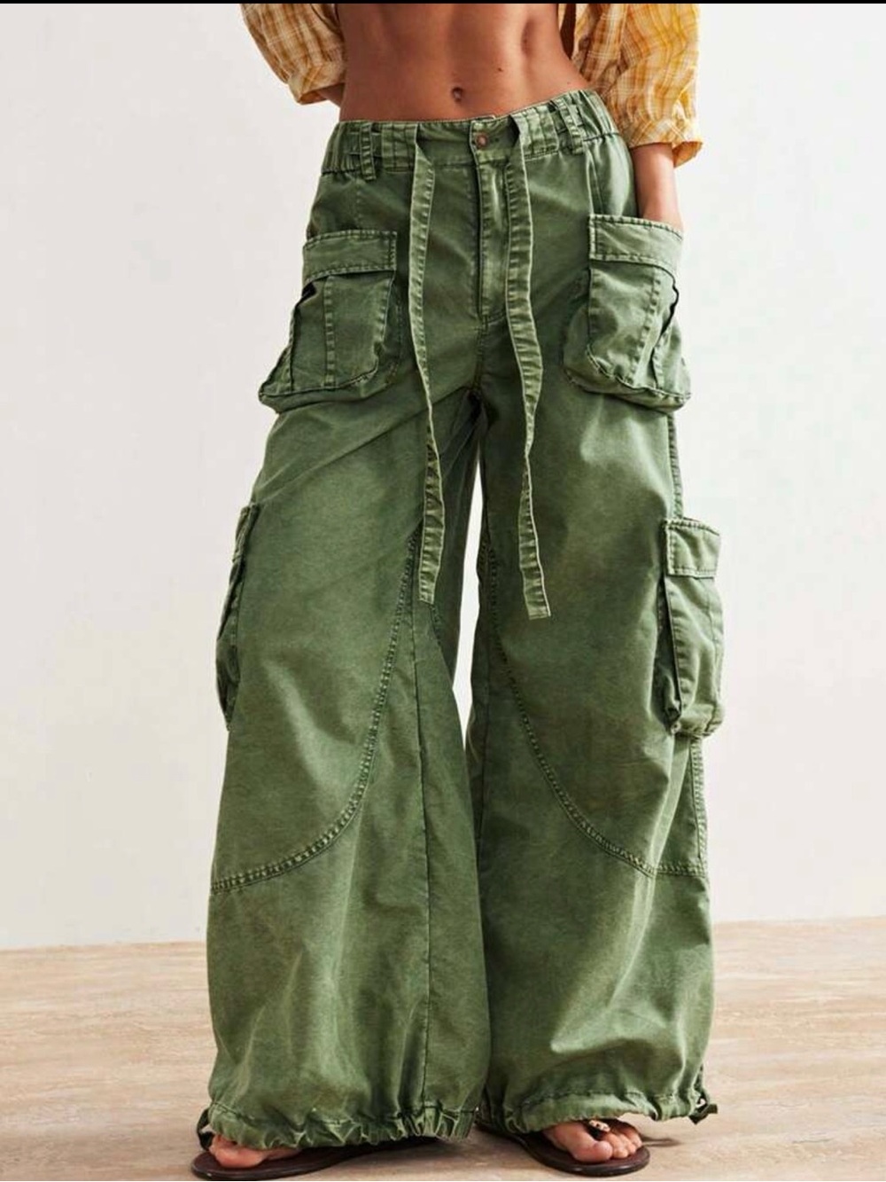 Olive Green Wide-Leg Cargo Pants